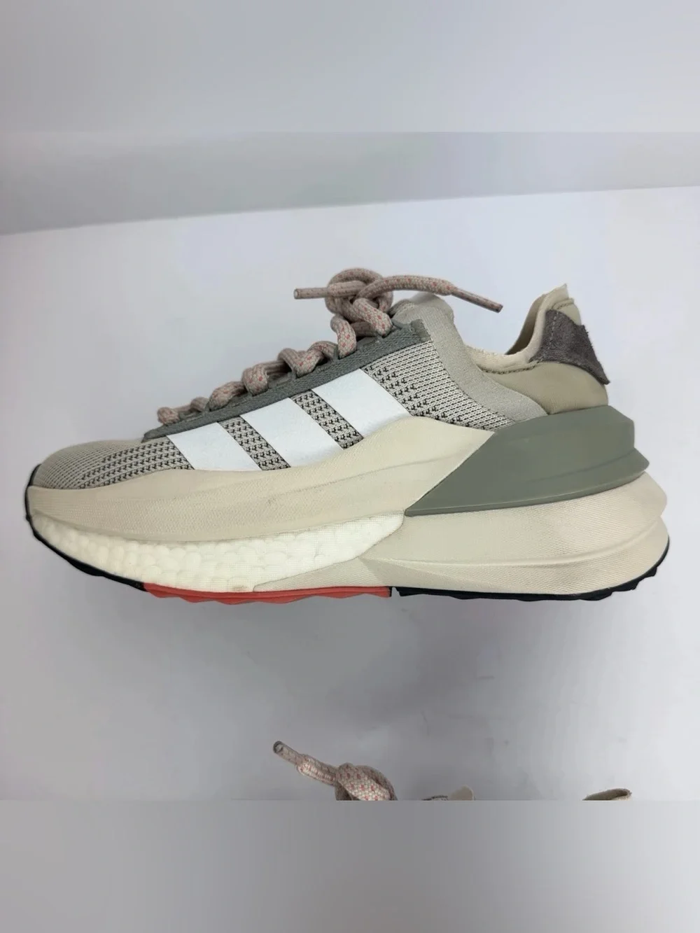 Adidas Avryn_X Women’s Size 5 Sneakers Running Shoes Putty Gray/Silver Pebble